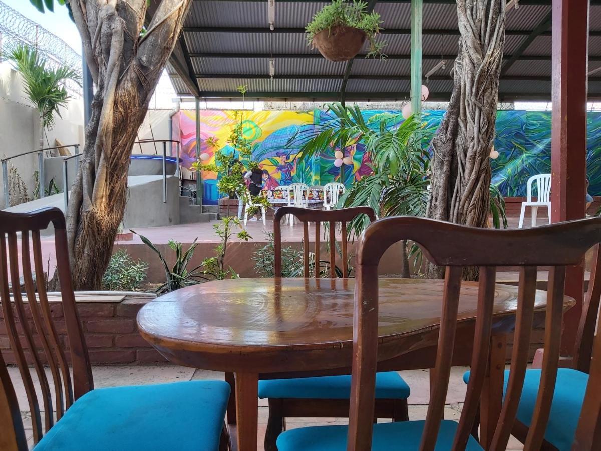 Casa Benjamin Linder Hotel Манагуа Екстериор снимка