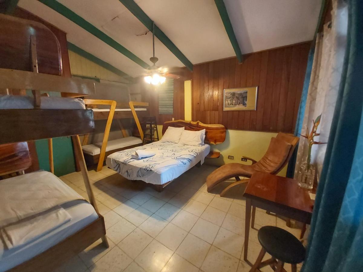 Casa Benjamin Linder Hotel Манагуа Екстериор снимка