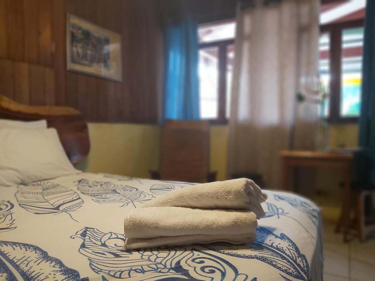 Casa Benjamin Linder Hotel Манагуа Екстериор снимка