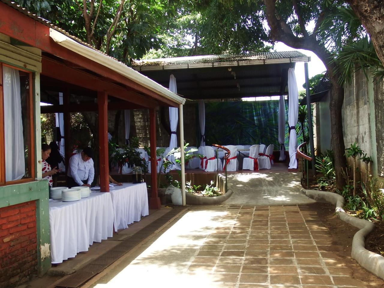 Casa Benjamin Linder Hotel Манагуа Екстериор снимка