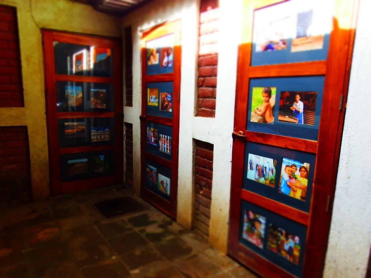 Casa Benjamin Linder Hotel Манагуа Екстериор снимка